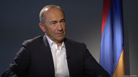 Քոչարյանից և մյուսներից բռնագանձել 670 մլն դրամ, որը պետությունը հատուցել է Մարտի 1-ի զոհերի հարազատներին. Դատախազության հայցը