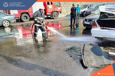 Առինջ գյուղի կամարի մոտակայքում բախվել է երկու ավտոմեքենա