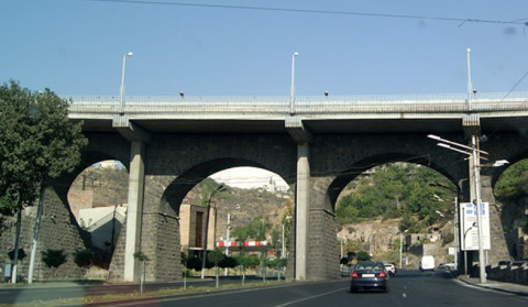 Փակվել է Մյասնիկյան պողոտան Սարալանջի պողոտային կապող ճանապարհահատվածից Ազատության պողոտա երկրորդ երթևեկելի գոտին