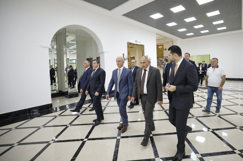 Prime Minister familiarizes himself with organizational work for COP17 in Armenia