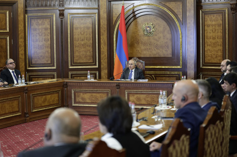 Prime Minister chairs meeting to discuss the Academic City plan