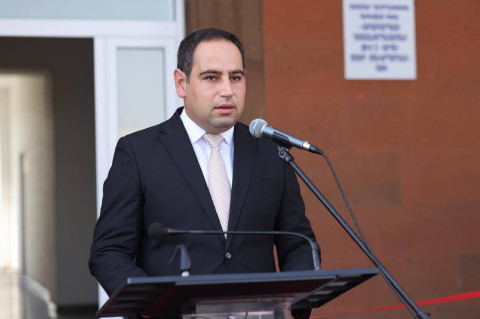Դավիթ Խուդաթյանն այսօր մասնակցել է Վաղարշապատ համայնքի՝  Զվարթնոց թաղամասի մանկապարտեզի բացման արարողությանը