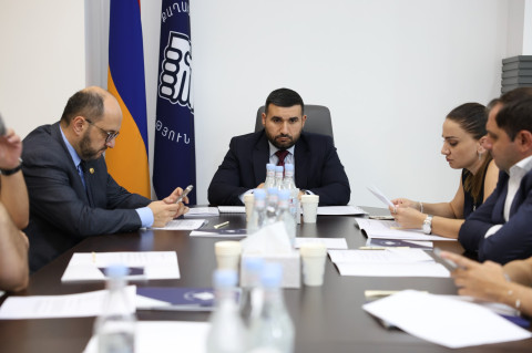 Տեղի է ունեցել «Քաղաքացիական պայմանագիր» կուսակցության վարչության նիստ․ այն վարել է Վահագն Ալեքսանյանը