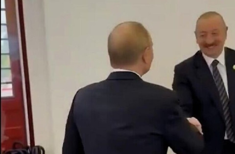 Путин и Алиев просто пожали руки в Китае, субстантивного общения не было: Песков
