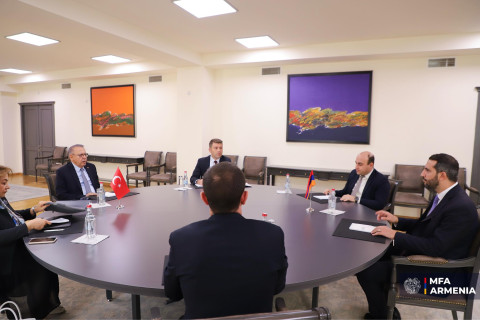 Տեղի է ունեցել Ռուբինյան-Քըլըչ հանդիպում. ԱԳՆ-ն մանրամասներ է ներկայացրել