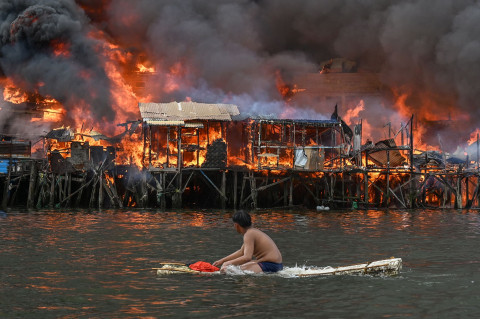 Devastating fire displaces over a thousand families in Manila