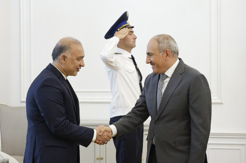 Prime Minister holds farewell meeting with Ambassador of Islamic Republic of Iran