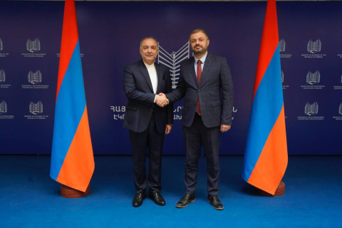 Ermənistan-İran iqtisadi əməkdaşlığın genişləndirilməsi ikanları müzakirə edilib