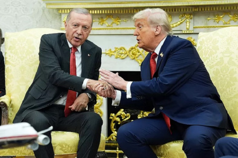 Трамп призвал Эрдогана прекратить покупать нефть и газ у РФ