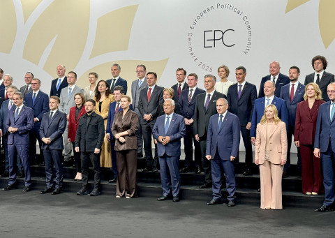 Armenian Prime Minister participates in plenary session of European Political Community Summit