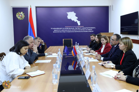 ԱՍՀ նախարարն ու ԵՄ դեսպանը քննարկել են համագործակցության հեռանկարները