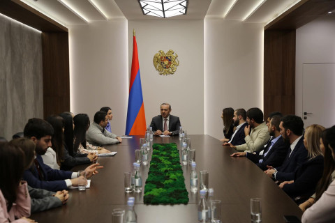 ԱԽ քարտուղարը և ՀՀ պետկառավարման ակադեմիայի մագիստրանտները քննարկել են անվտանգության ոլորտում իրականացվող բարեփոխումները