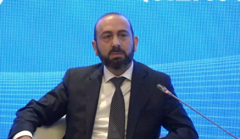 We do not share perception that there is any provision in our Constitution that is of concern to Azerbaijan: Mirzoyan to Azerbaijani journalist
