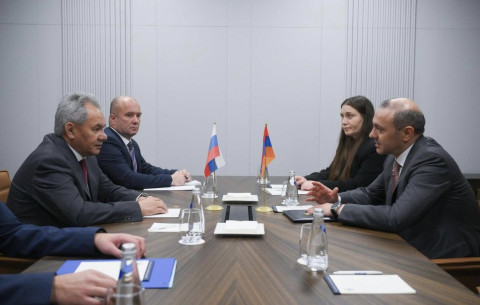 Արմեն Գրիգորյանն ու Սերգեյ Շոյգուն  քննարկել են Հայաստանի և Ռուսաստանի միջև առկա երկկողմ հարաբերությունների օրակարգը
