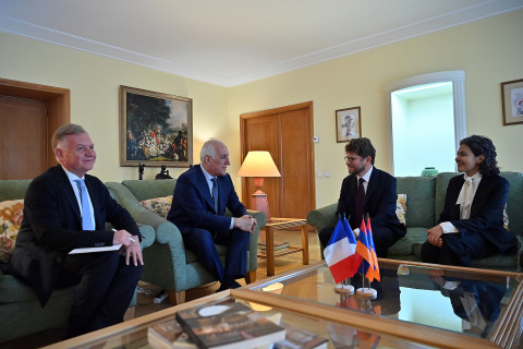 Vahagn Khachaturyan visited French Embassy to Armenia