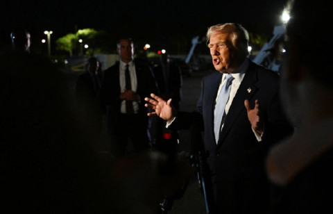 Трамп вновь пригрозил ввести санкции торговым партнерам России: СМИ