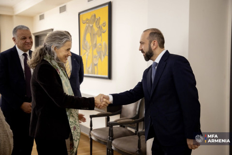 Ararat Mirzoyan və Maqdalena Qrono ER-AB tərəfdaşlıq gündəliyinin məsələlərini müzakirə ediblər