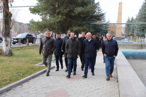 Շիրակի մարզում լայնածավալ շինարարական աշխատանքներ են. մարզպետն ու ՔՊ պատգամավորները շրջայց են կատարել