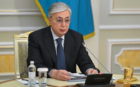Казахстан готов на регулярной основе поставлять в Армению высококачественную зерновую продукцию и другие товары: Токаев