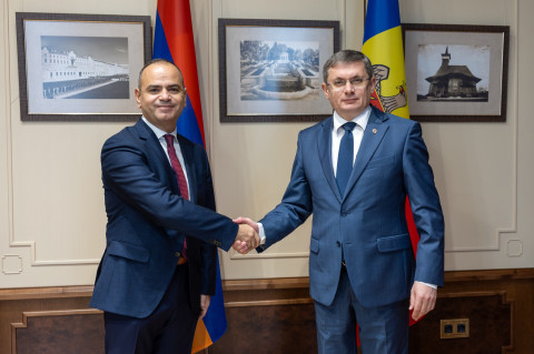Zareh Sinanyan and Speaker of Parliament of Moldova discussed issues related to strengthening of Armenia-Moldova relations