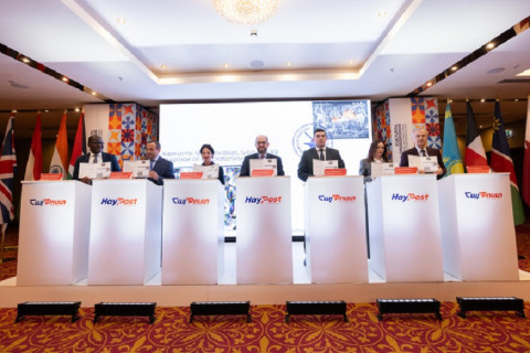 Արայիկ Հարությունյանը մասնակցել է «ՅՈՒՆԵՍԿՕ-ի մարդկության ոչ նյութական մշակութային ժառանգության ներկայացուցչական ցանկ. Գյումրու դարբնության ավանդույթ» թեմային նվիրված նամականիշի մարման արարողությանը