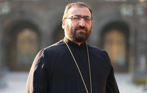 Փորձաքննությունը հաստատել է՝ տեսանյութերում Արշակ արքեպիսկոպոս Խաչատրյանն է․ ՔԿ
