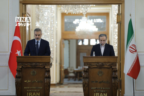 Iranian, Turkish FMs urge regional solidarity against Israeli aggressions