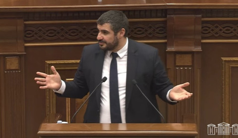 Պարո՛ն Դանիելյան, ո՞ւմ վրա եք մունաթ գալիս աղբավայրերի համար, Դաշնակցությունն է 20 տարի իշխանություն եղել. Եղոյան