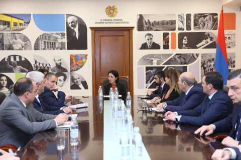 ԿԳՄՍ նախարարը ՀՀ պետական բուհերի ռեկտորների հետ քննարկել է «Բարձրագույն կրթության և գիտության մասին» նոր օրենքից բխող միջոցառումների իրականացումը