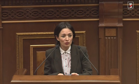 Հրաշալի առաջարկ է. ԿԳՄՍ նախարարը՝ 12-րդ դասարանում վարորդական իրավունքի տեսական գիտելիք ստանալու հնարավորության մասին