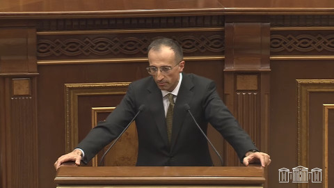 Մեր միջին աշխատավարձն աճում է․ մեր քաղաքացիների եկամուտներն աճում են, նաև աղքատությունն է նվազում. ԱՍՀ նախարար