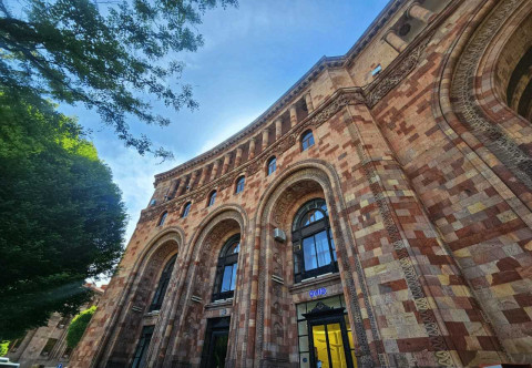 Հանրապետության հրապարակի շենքի լավագույն օգտագործման վերլուծությունը կիրականացնի «Cushman & Wakefield»-ի ներկայացուցիչը․ Կառավարությունը միջոցներ կհատկացնի