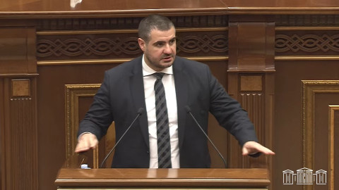 Ոչ բոլոր ծնողներն են, որ գումարը ծախսում են նպատակային՝ երեխայի կարիքների համար. Եղոյանը՝ ծնունդով պայմանավորված աջակցության մասին