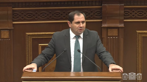 Ոչ միայն դատապարտելի է, այլև ամոթ է ուսադիր կրող մարդու համար. Պապիկյանը՝ սահմանային ապատեղեկության մասին