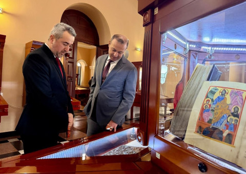 Արմեն Գրիգորյանը այցելել է Մատենադարան