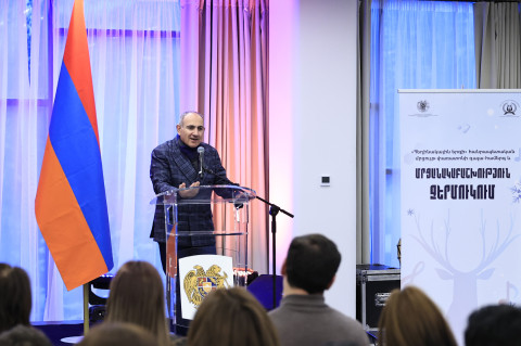 Վարչապետը ներկա է գտնվել հեղինակային երգի հանրապետական մրցույթ-փառատոնի գալա-համերգին