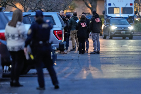 Protest erupts outside ICE facility in Portland after federal agent shot two people