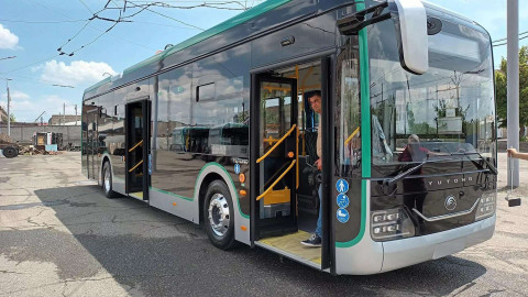 Թիվ 16 երթուղին սպասարկող հանրային տրանսպորտի վարորդը հաց ուտելիս ծեծի է ենթարկվել