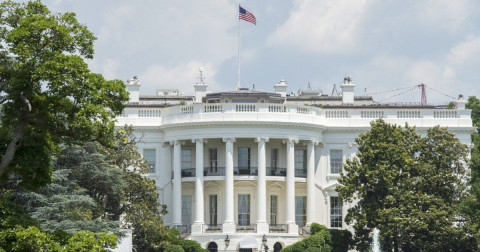 Европейские войска в Гренландии не повлияют на планы Трампа относительно острова: Белый дом