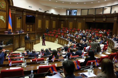 ԱԺ-ն երկրորդ ընթերցմամբ նախագծեր է քննարկել, այդ թվում՝ հունվարի 27-ը Հայրենիքի պաշտպանության համար զոհվածների հիշատակի օր սահմանելու նախագիծը