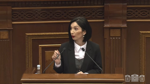 Եթե Եկեղեցուն պատկանող շենք է օտարվում, Կառավարության համաձայնությունը պարտադիր է. պատգամավորը՝ նախագծի մասին