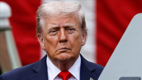 Trump says likes Kurds, tries to protect them