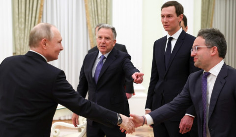 Переговоры Путина с Уиткоффом в Кремле длились больше 3,5 часов