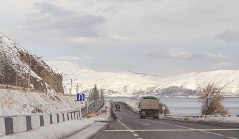 Գյումրի-Բավրա ճանապարհահատվածը և Սպիտակի ոլորանները փակ են կցորդով տրանսպորտային միջոցների համար