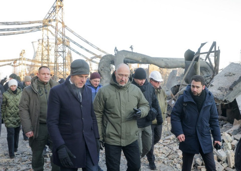 Генсек НАТО Рютте посетил киевскую ТЭЦ, которую ночью атаковала Россия