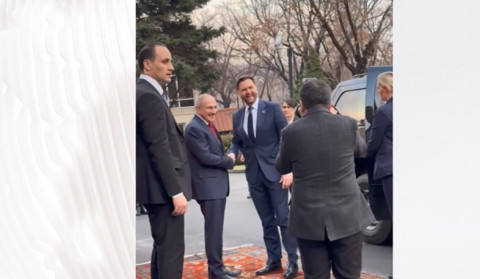Nikol Paşinyan J.D. Vensi Prezident Sarayında qarşıladı