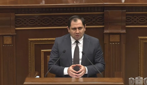 Չի կարող այսօր բանակում լինել մեկը, ով ասի՝ ունեմ բարձր պատրաստվածություն, բայց չեմ վարձատրվում. Սուրեն Պապիկյան
