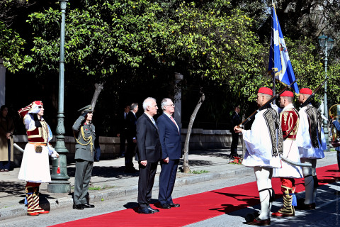 Yunanıstan Prezidentinin iqamətgahında Prezident Vahaqn Xaçaturyanın qarşılanma mərasimi keçirilib