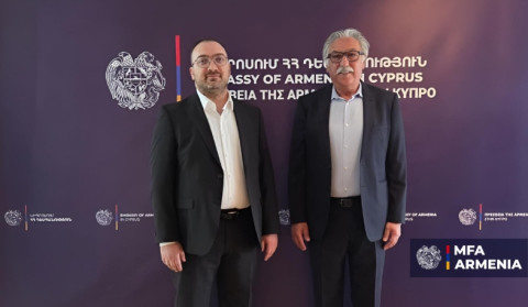 Դավիթ Կարապետյանը հանդիպում է ունեցել ՀԲԸՄ նախագահ Սեմ Սիմոնյանի հետ