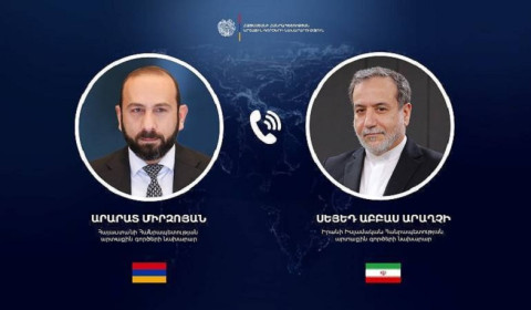 Mirzoyan Araqçi ilə telefon danışığında gərginliyin azaldılmasının və sülh yolu ilə həllin vacibliyini vurğuladı